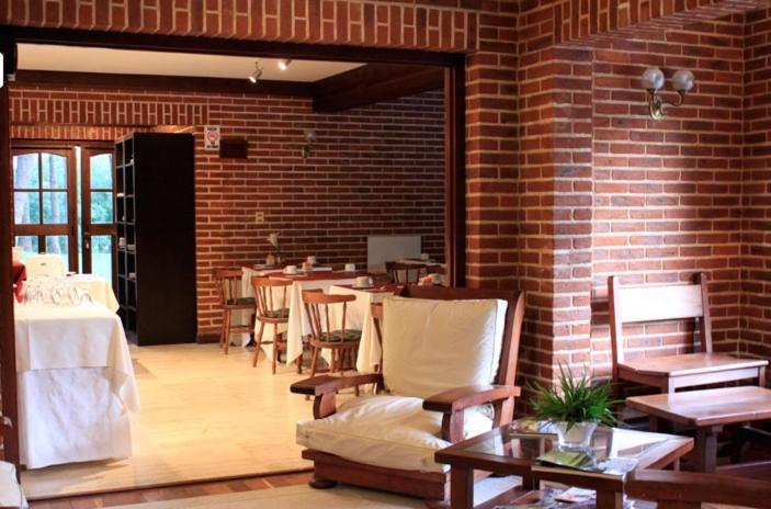马德拉潘帕斯 La Mansion Del Bosque酒店 外观 照片
